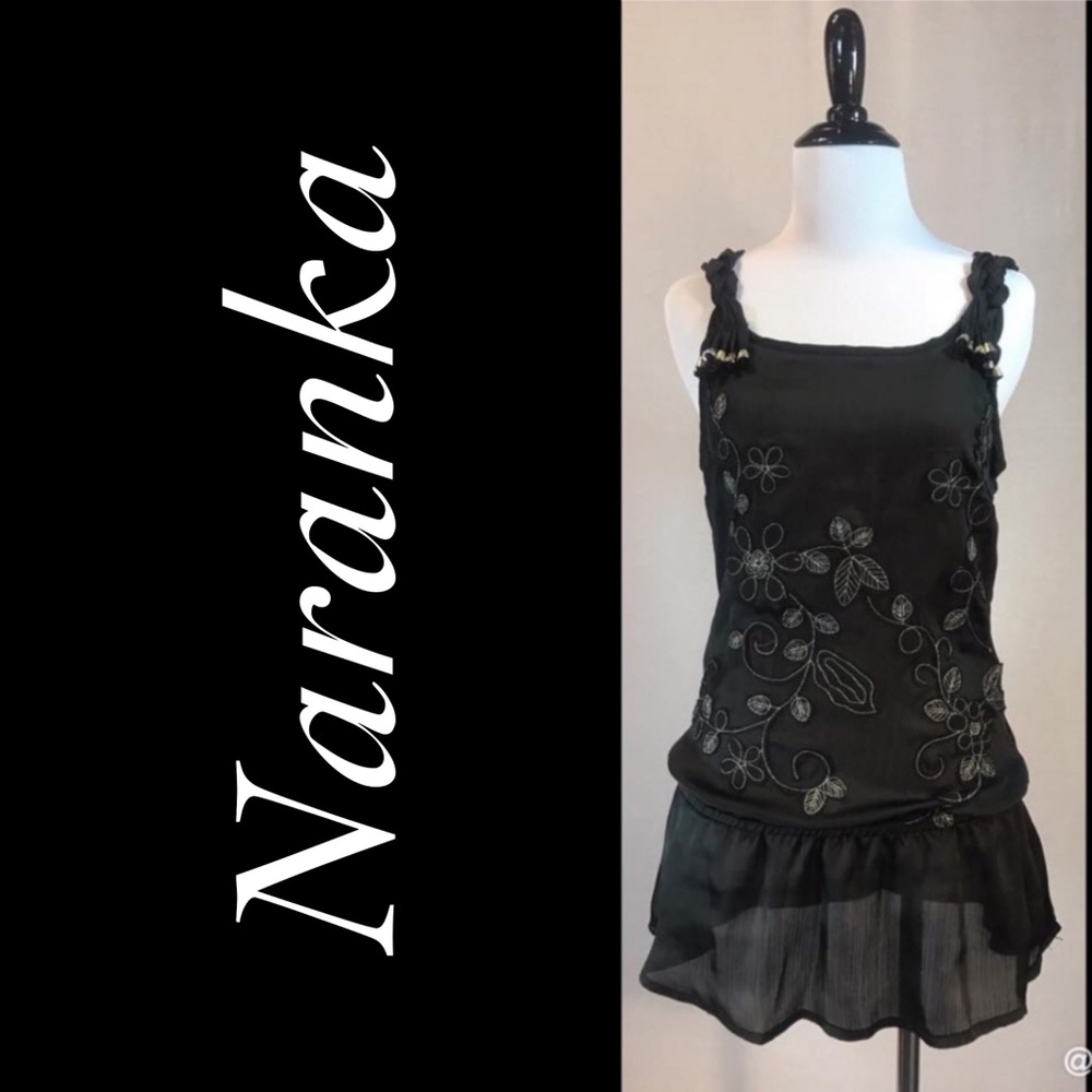 sleeveless blouse